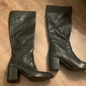 Steve Madden Black Leather Boot